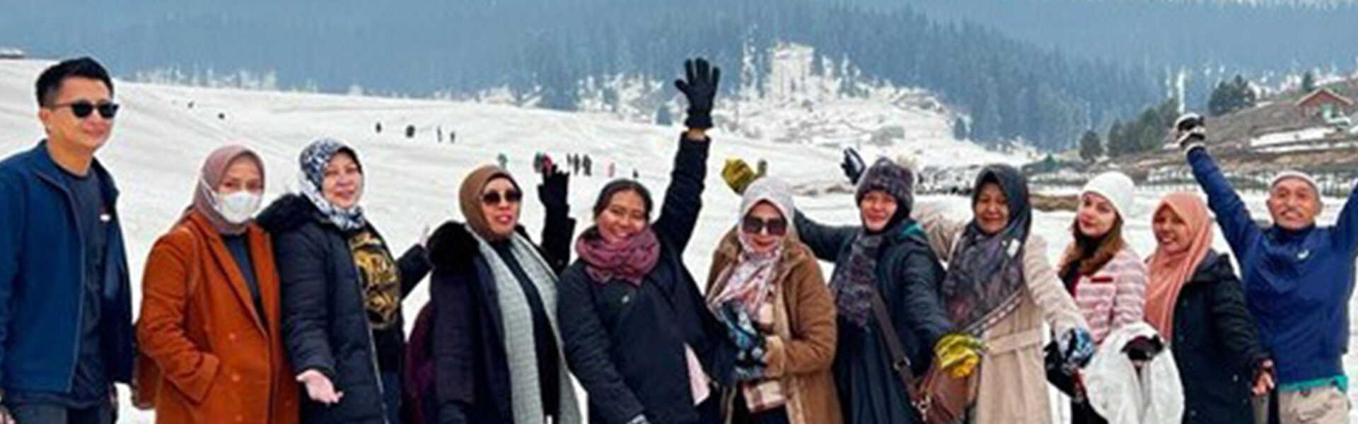 Kashmir Group Tour Package